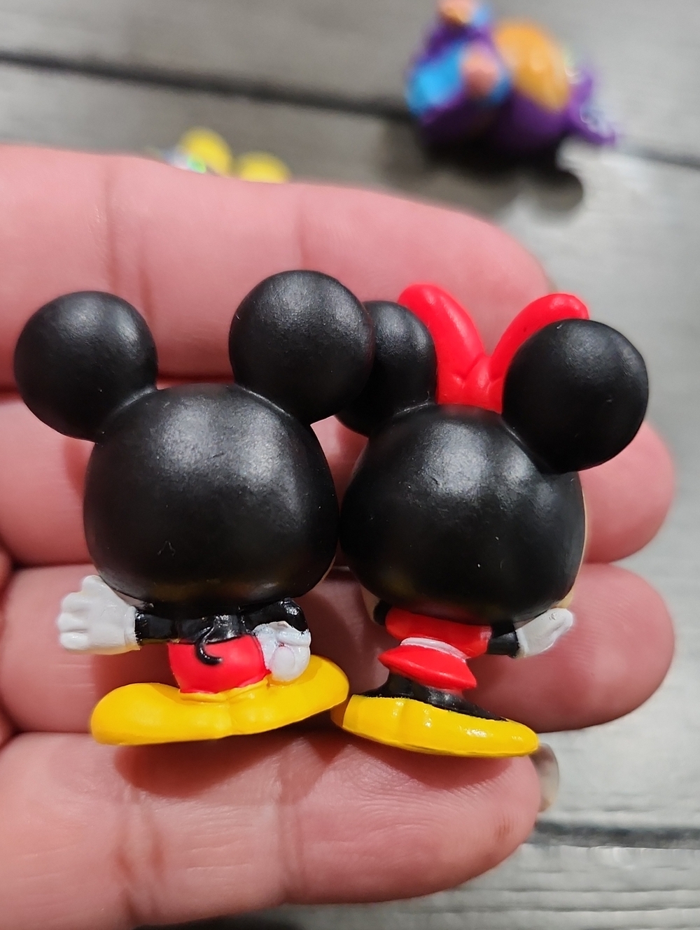 Disney Doorables Mickey & Minnie  Mouse Pair - Picture 2 of 2